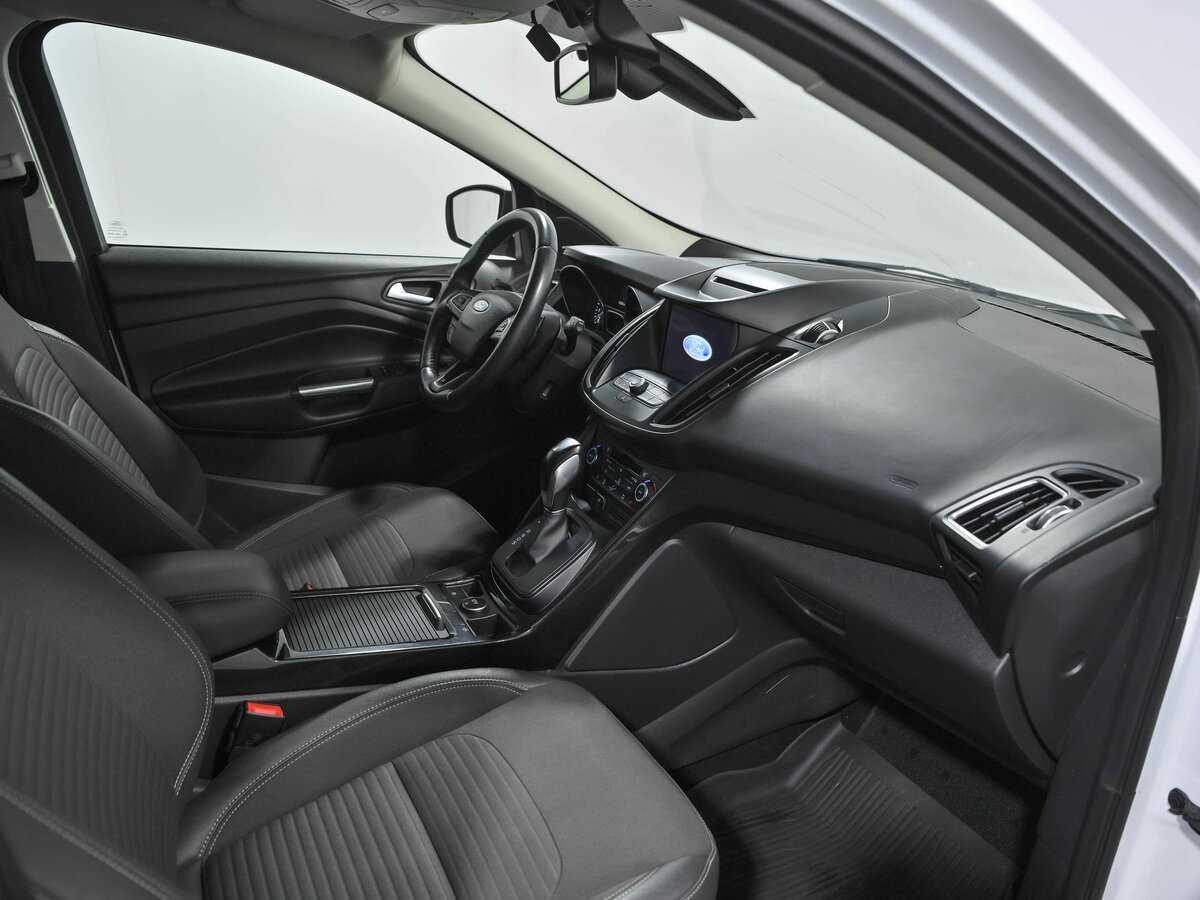 Ford Kuga б/у, 2018, Автоматическая. Фото: #16