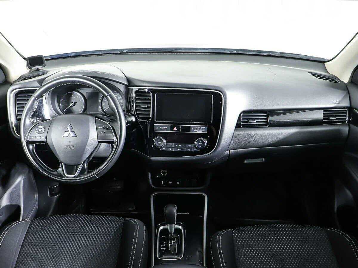 Mitsubishi Outlander б/у, 2019, Вариатор. Фото: #10