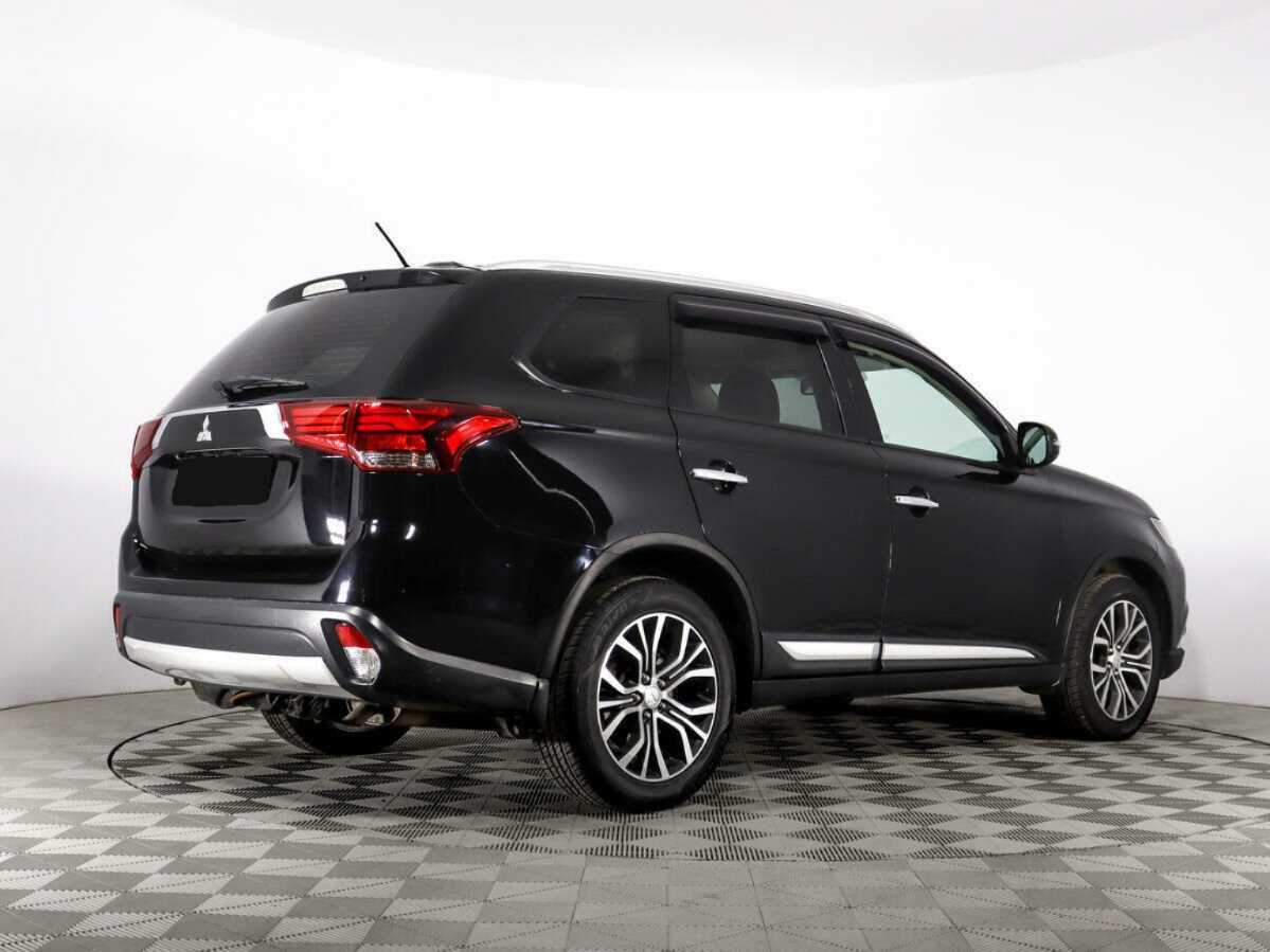 Mitsubishi Outlander б/у, 2016, Вариатор. Фото: #4