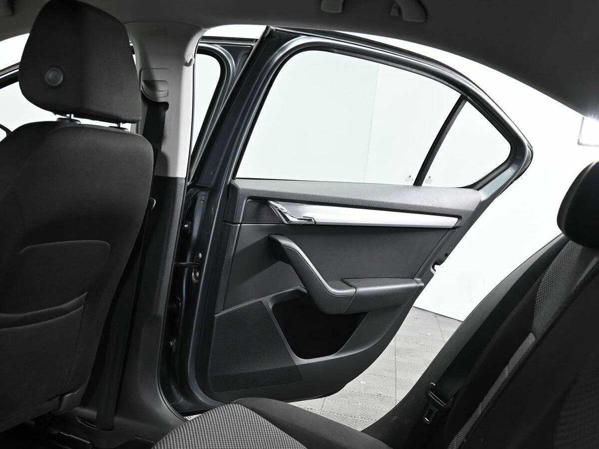 Skoda Octavia б/у, 2014, Механическая. Фото: #16