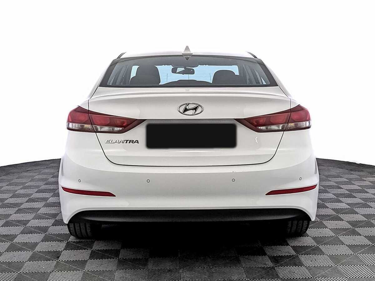 Hyundai Elantra б/у, 2018, Автоматическая. Фото: #5