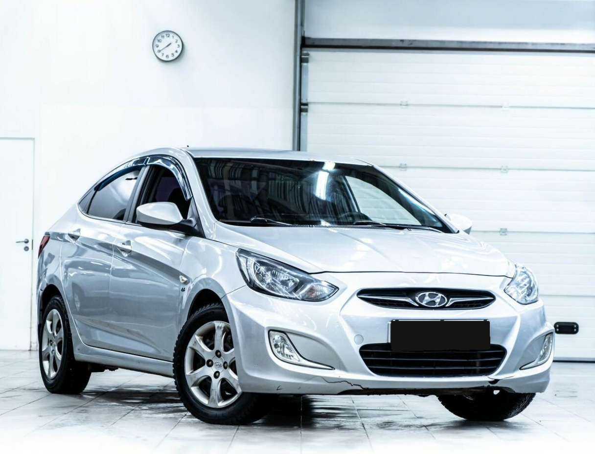 Hyundai Solaris б/у, 2013, Автоматическая. Фото: #0