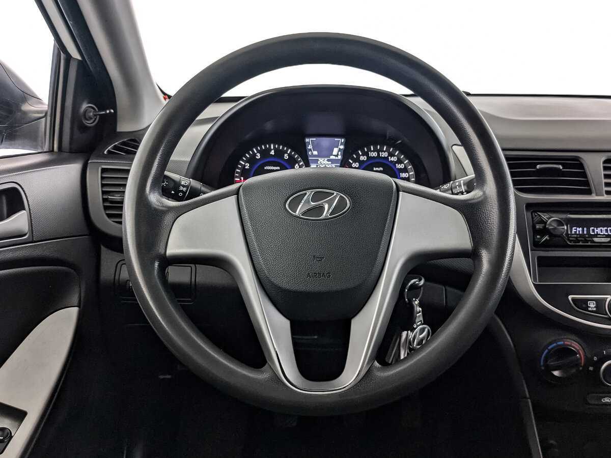 Hyundai Solaris б/у, 2014, Механическая. Фото: #17