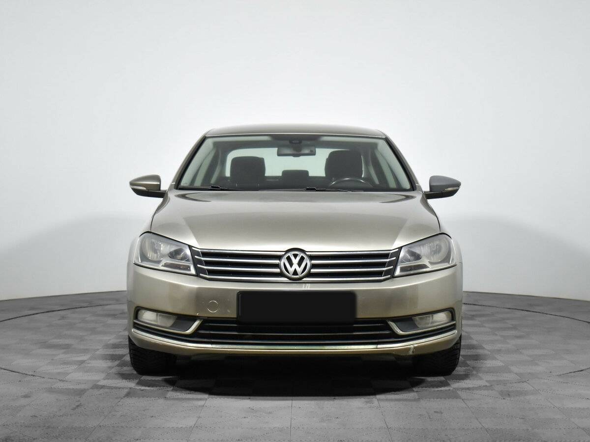 Volkswagen Passat б/у, 2012, Роботизированная. Фото: #1