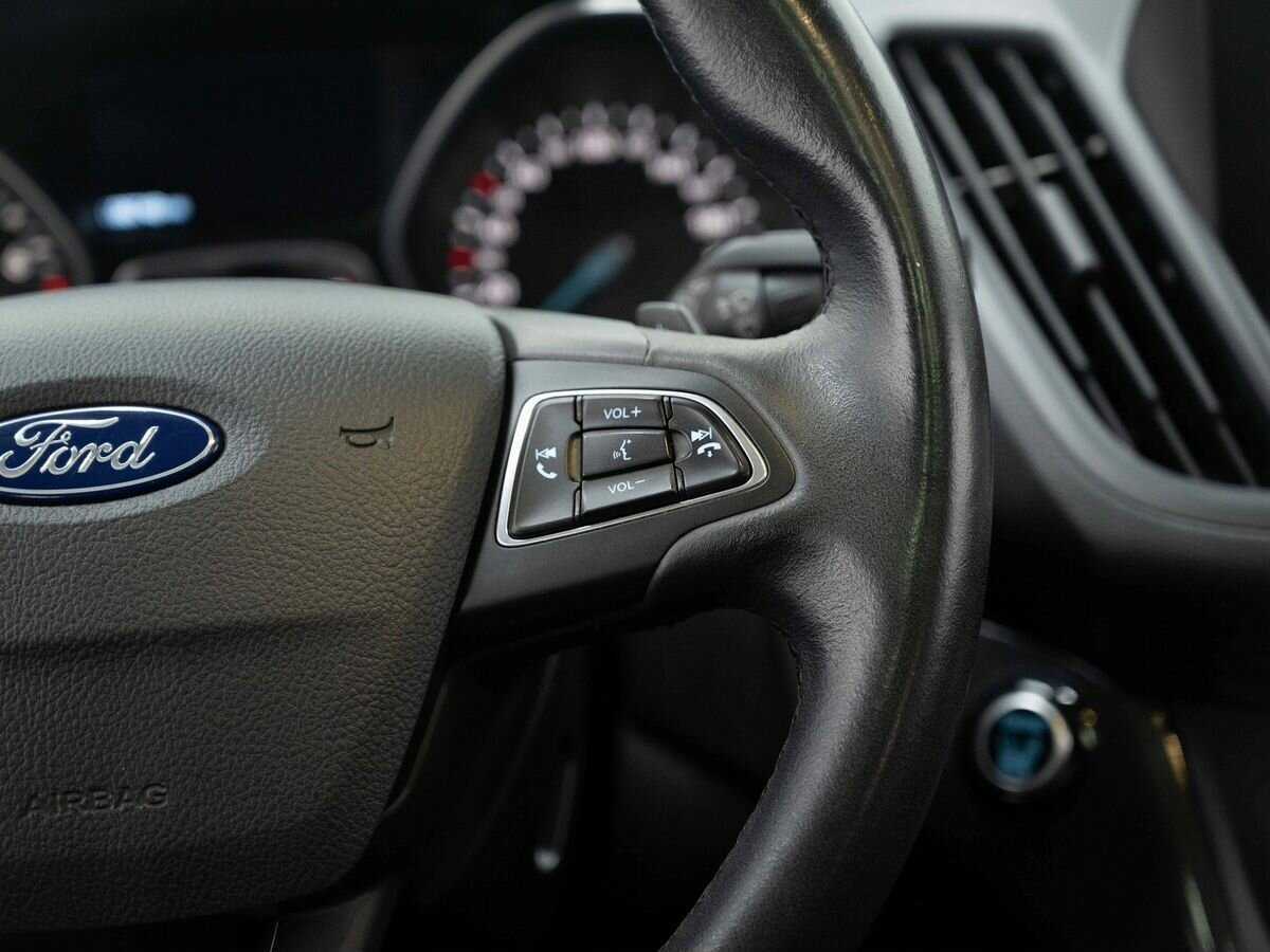 Ford Kuga б/у, 2017, Автоматическая. Фото: #15