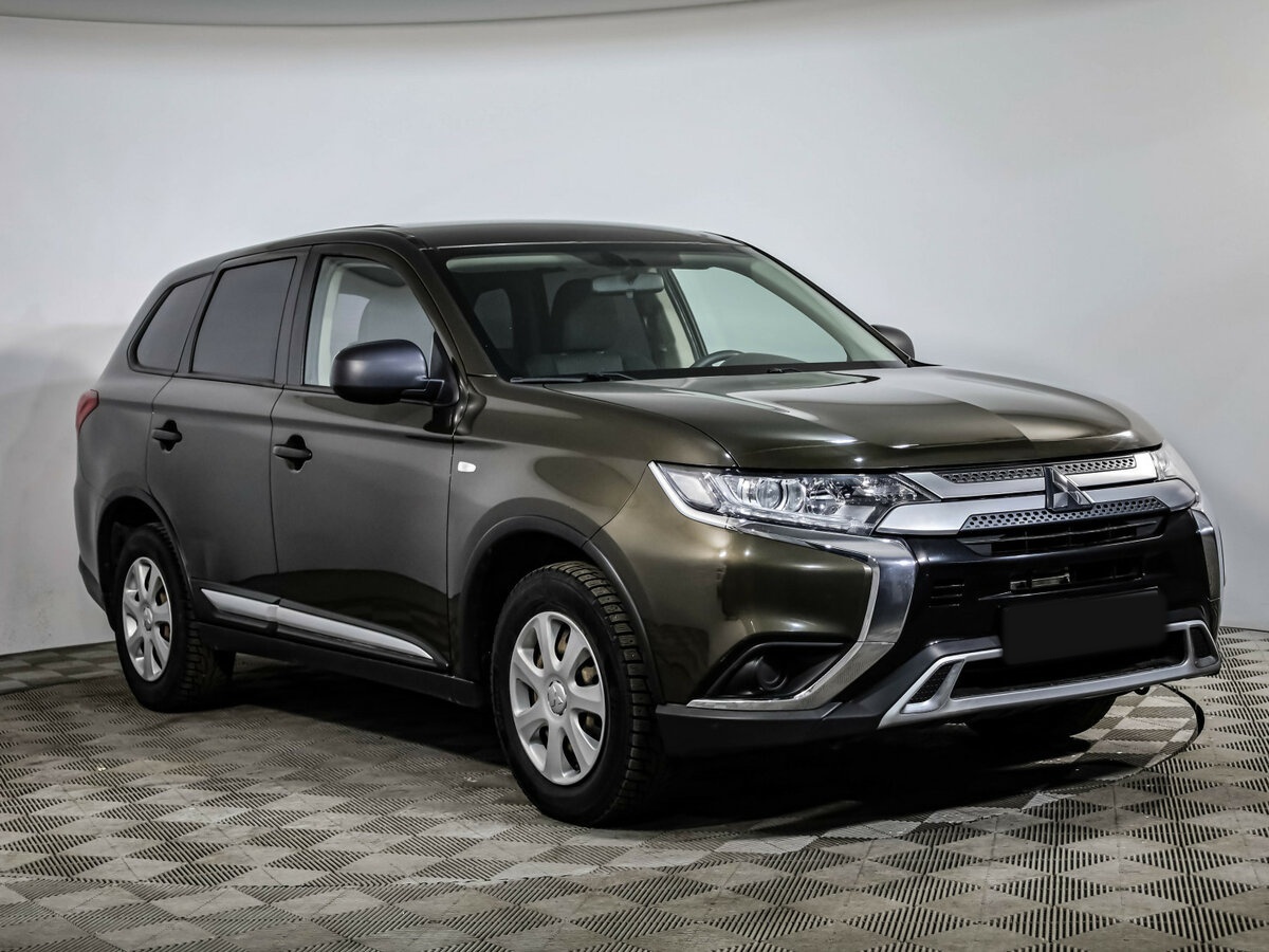 Mitsubishi Outlander б/у, 2020, Вариатор. Фото: #2