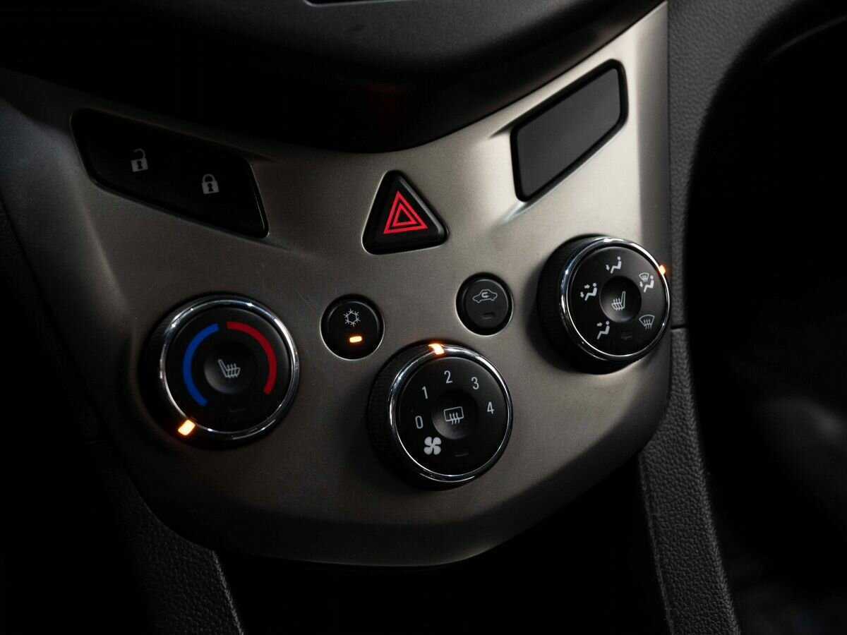 Chevrolet Aveo б/у, 2014, Автоматическая. Фото: #19