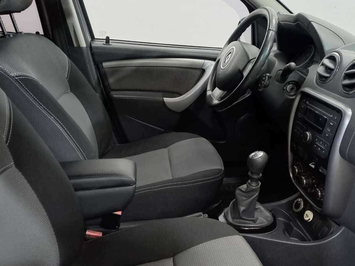 Renault Duster б/у, 2012, Механическая. Фото: #9