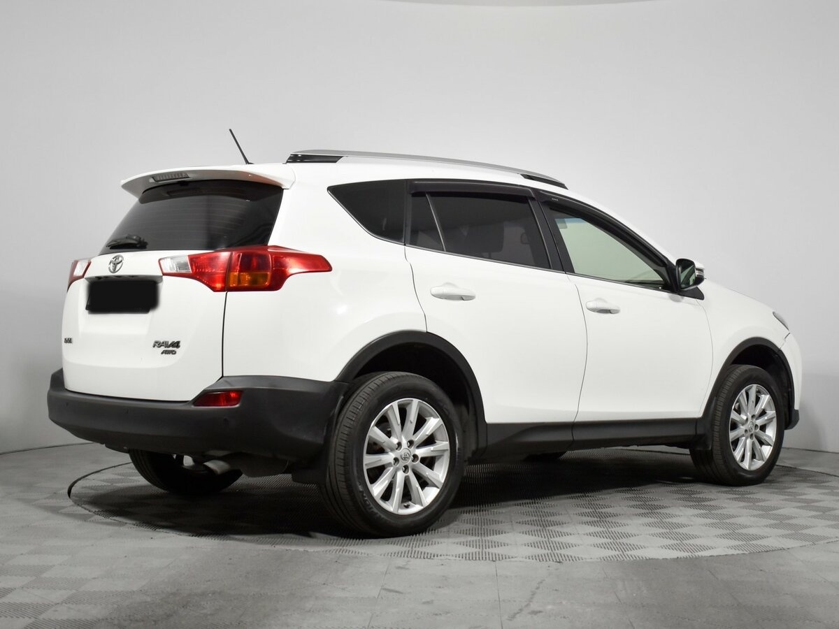 Toyota RAV4 б/у, 2015, Автоматическая. Фото: #3
