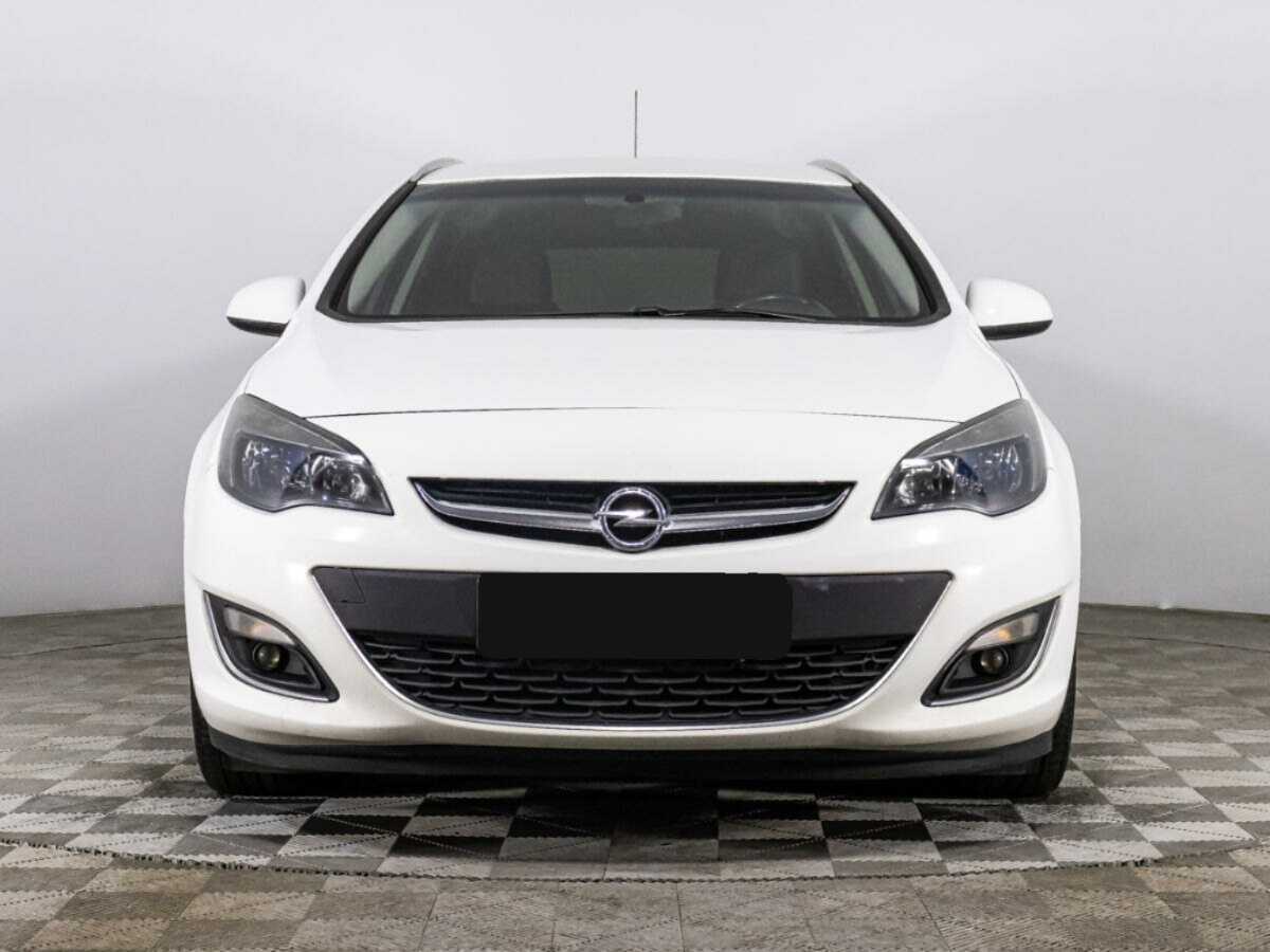 Opel Astra б/у, 2015, Механическая. Фото: #1