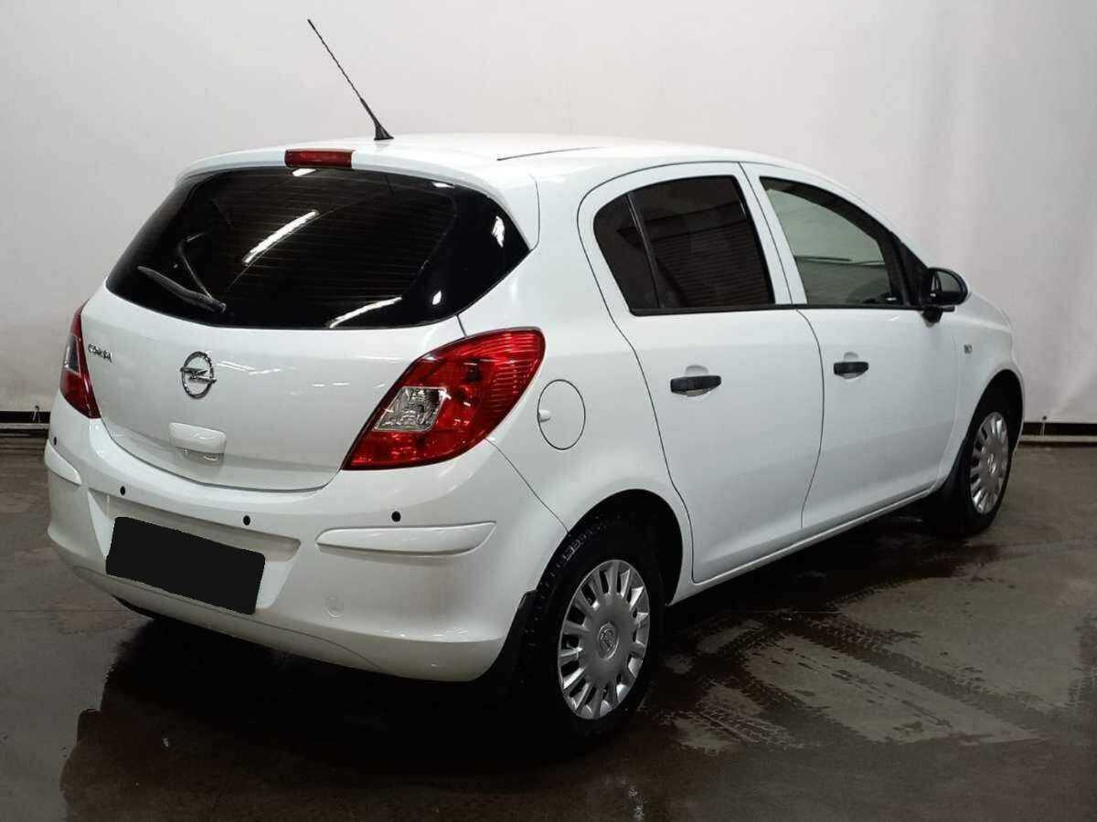 Opel Corsa б/у, 2012, Механическая. Фото: #4
