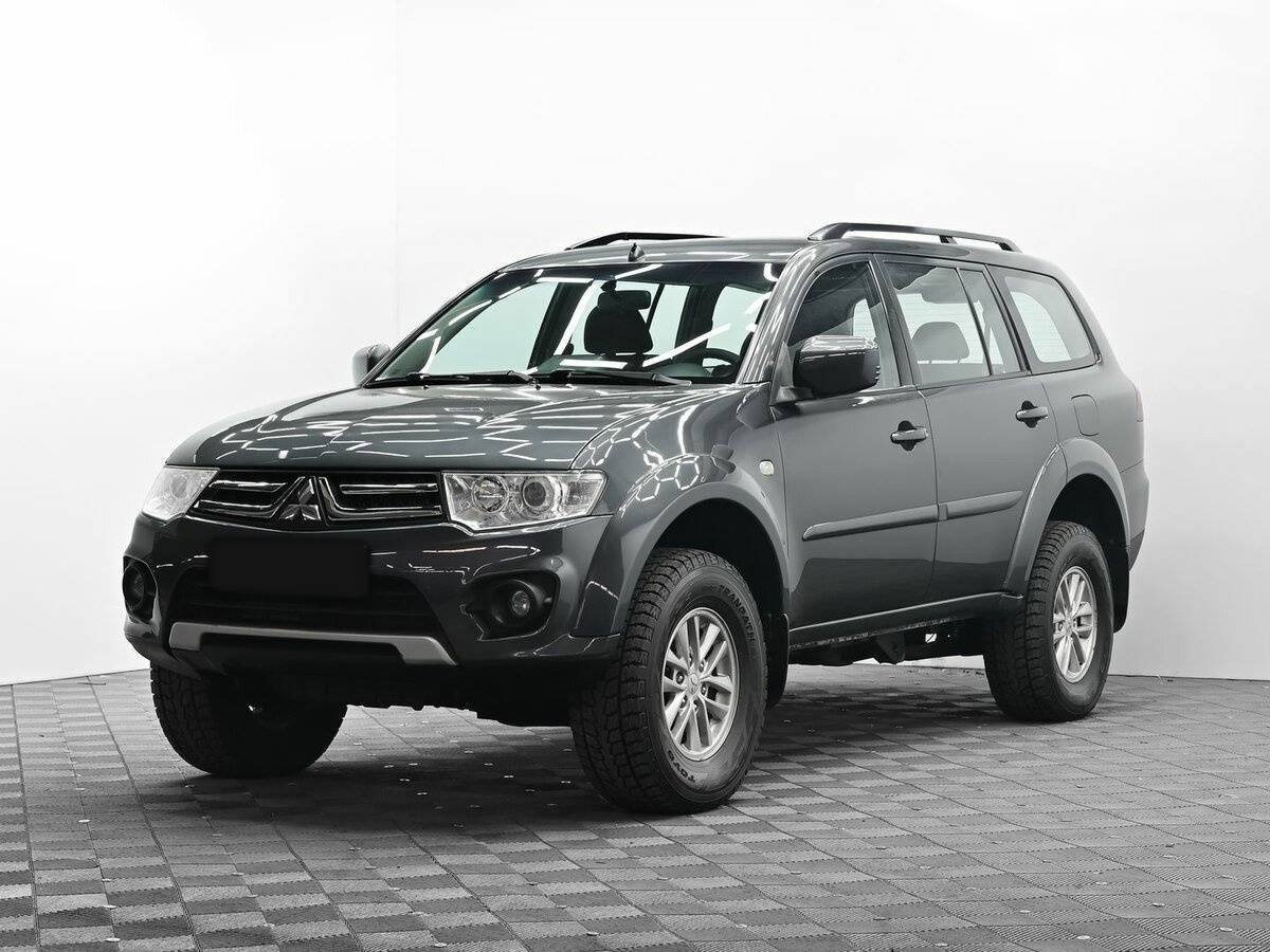 Mitsubishi Pajero Sport б/у, 2014, Механическая. Посмотреть фото