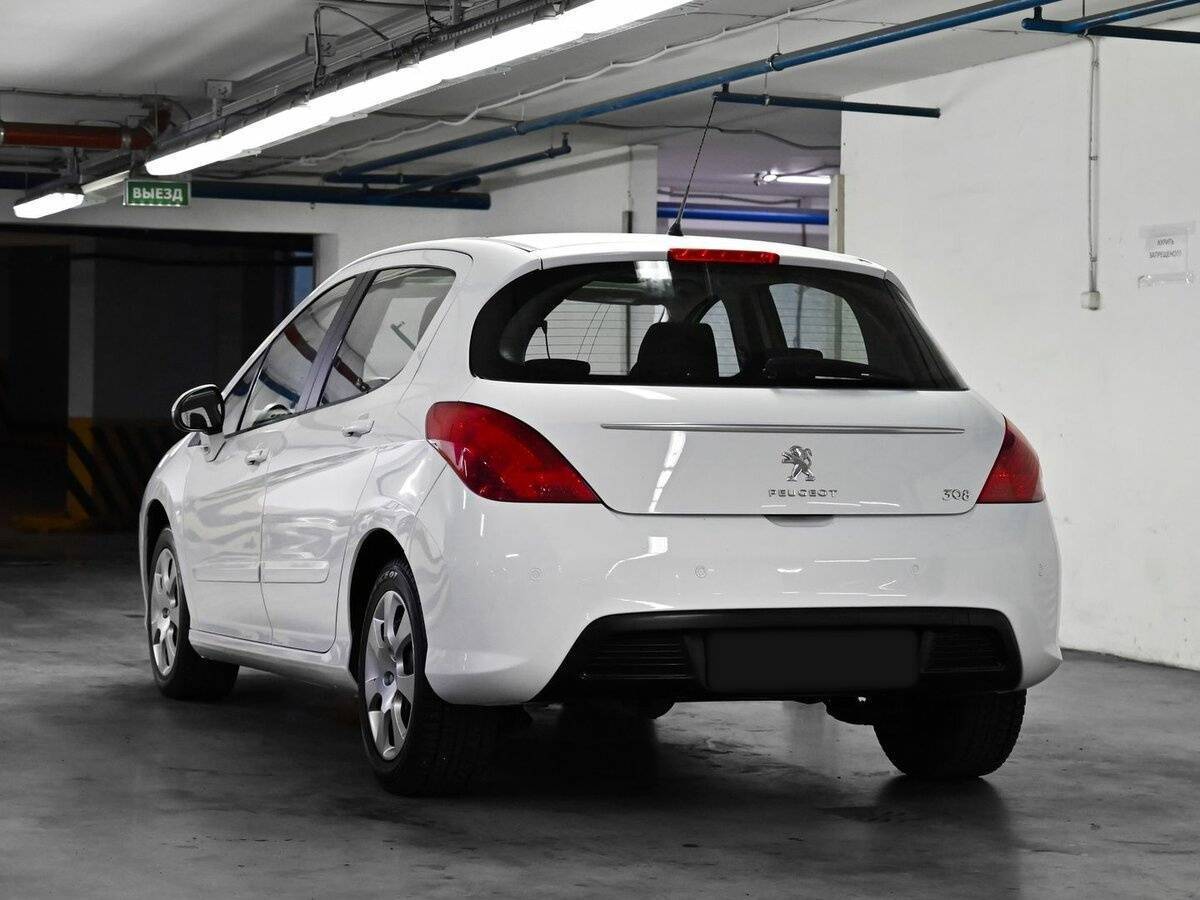 Peugeot 308 б/у, 2012, Автоматическая. Фото: #2