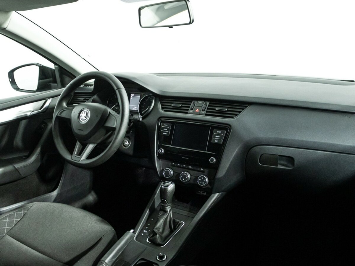 Skoda Octavia б/у, 2018, Автоматическая. Фото: #8
