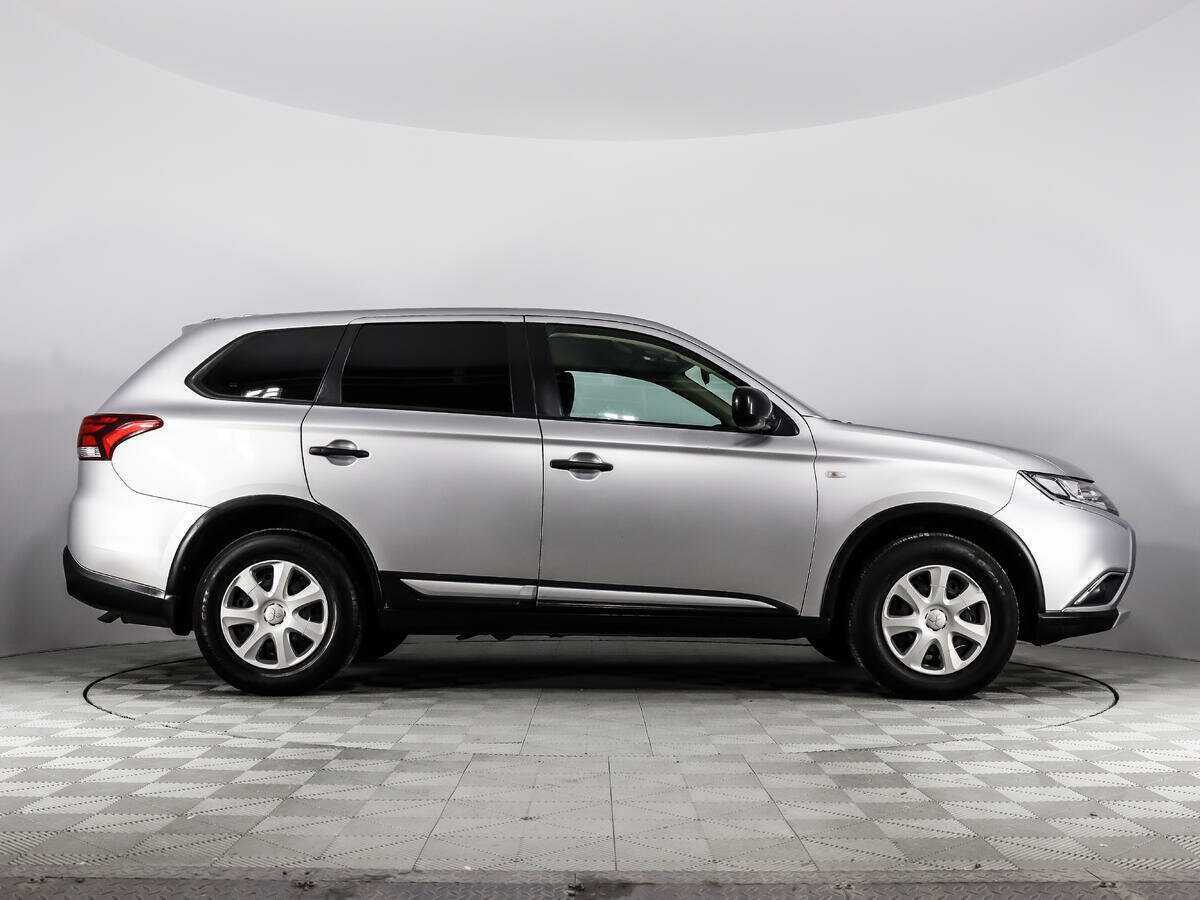 Mitsubishi Outlander б/у, 2018, Вариатор. Фото: #3