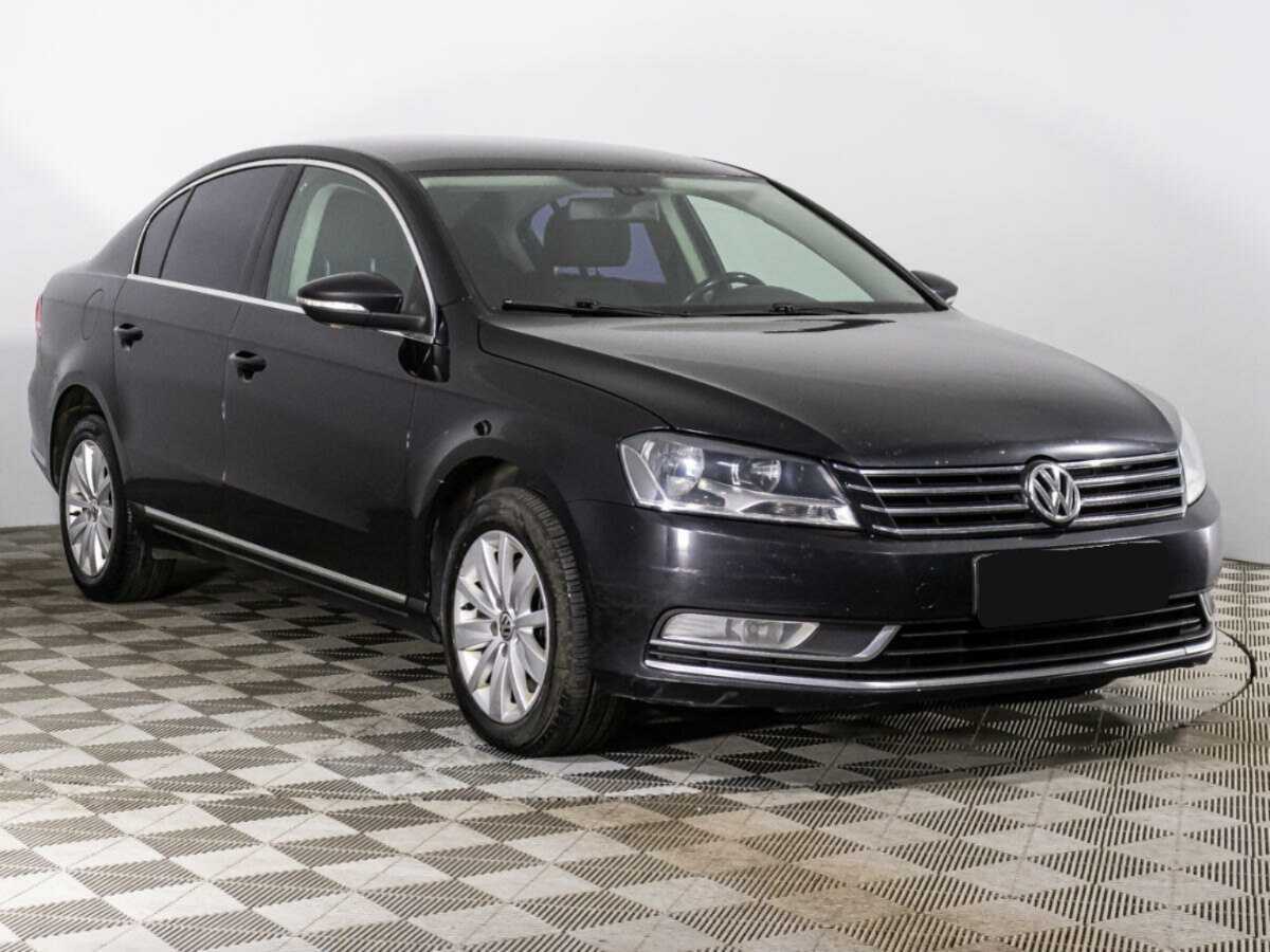 Volkswagen Passat б/у, 2013, Механическая. Фото: #2