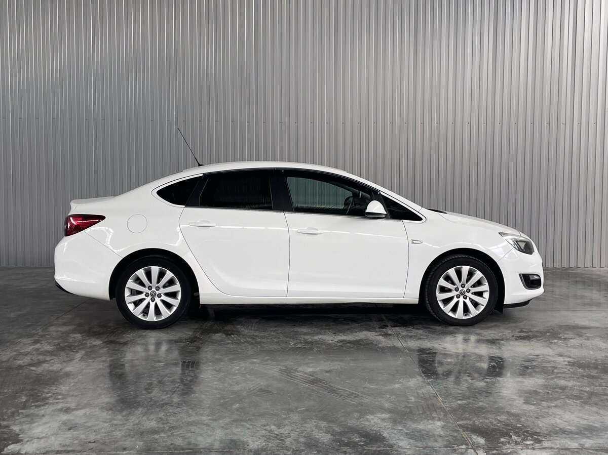 Opel Astra б/у, 2014, Автоматическая. Фото: #3