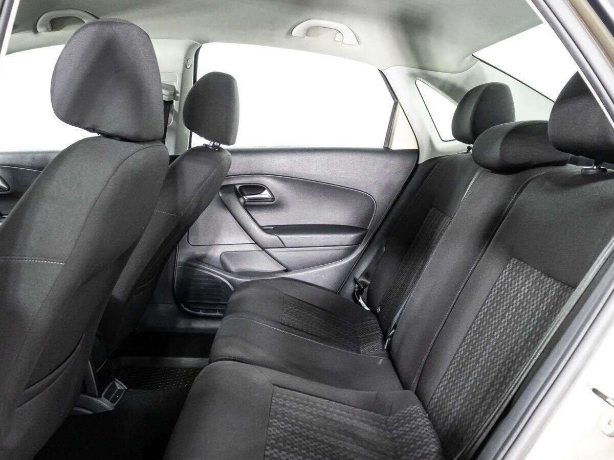 Volkswagen Polo б/у, 2016, Механическая. Фото: #9
