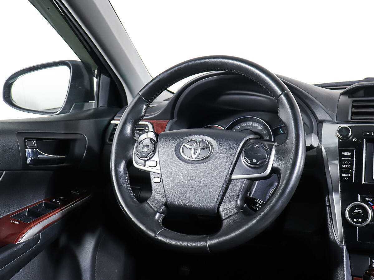 Toyota Camry б/у, 2014, Автоматическая. Фото: #14