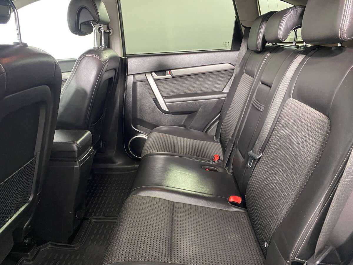 Chevrolet Captiva б/у, 2012, Автоматическая. Фото: #7