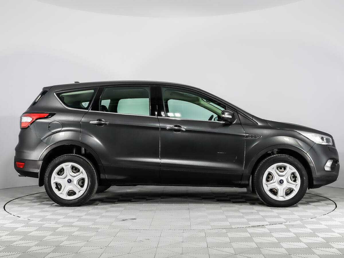 Ford Kuga б/у, 2018, Автоматическая. Фото: #3
