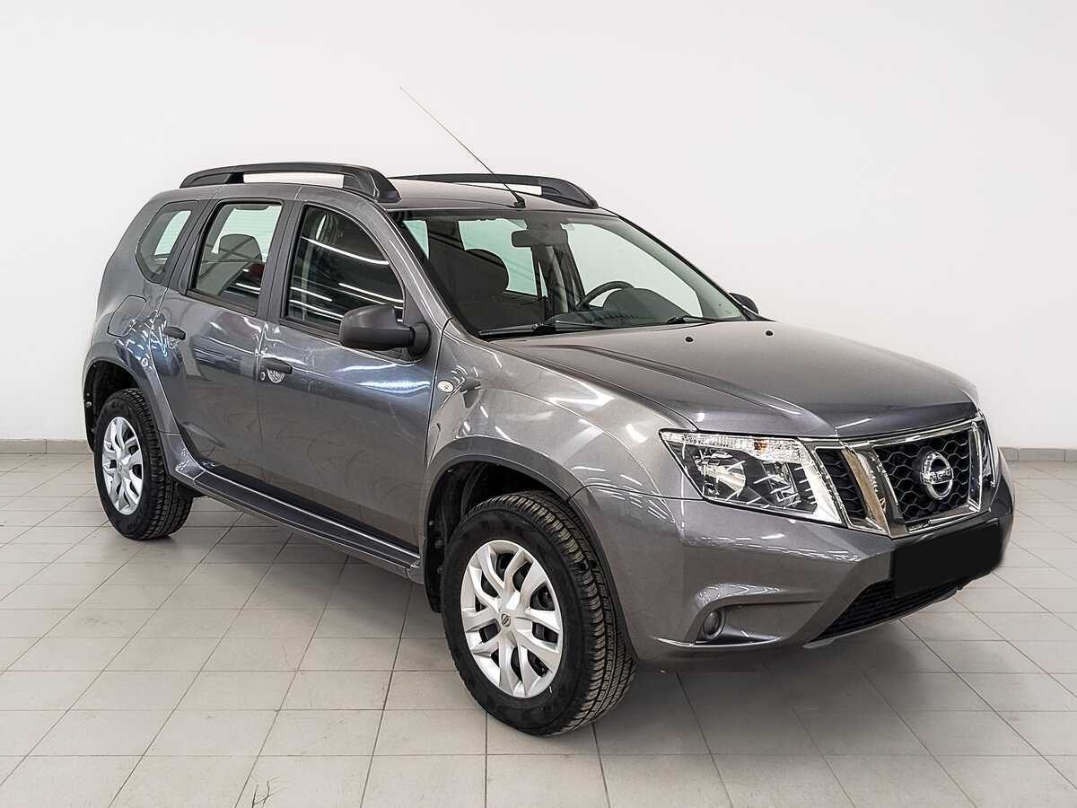 Nissan Terrano б/у, 2015, Автоматическая. Фото: #2