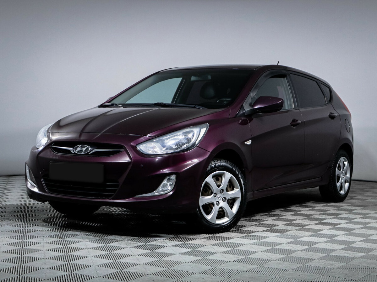 Hyundai Solaris б/у, 2013, Механическая. Посмотреть фото