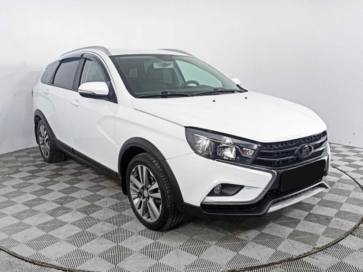 Lada (ВАЗ) Vesta б/у, 2017, Механическая. Фото: #2