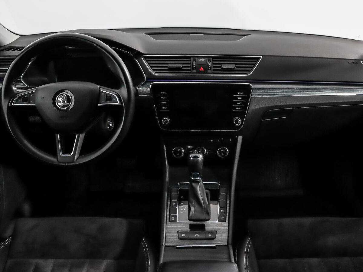 Skoda Superb б/у, 2019, Роботизированная. Фото: #16