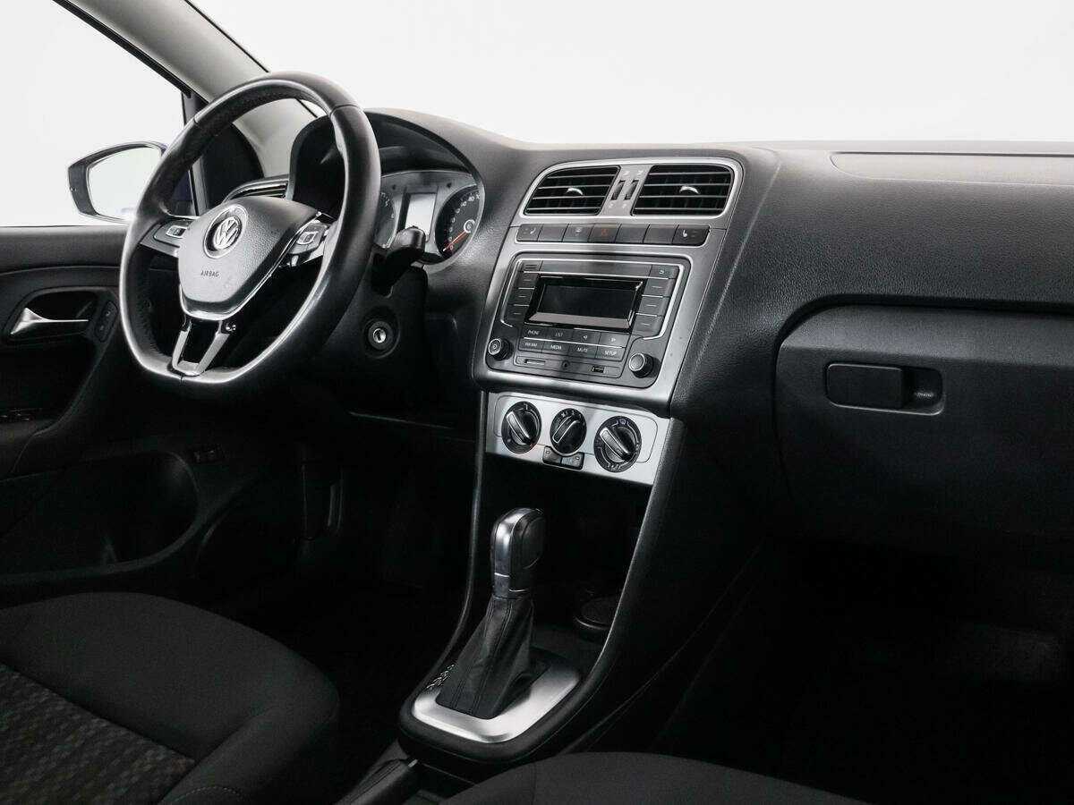Volkswagen Polo б/у, 2019, Автоматическая. Фото: #8