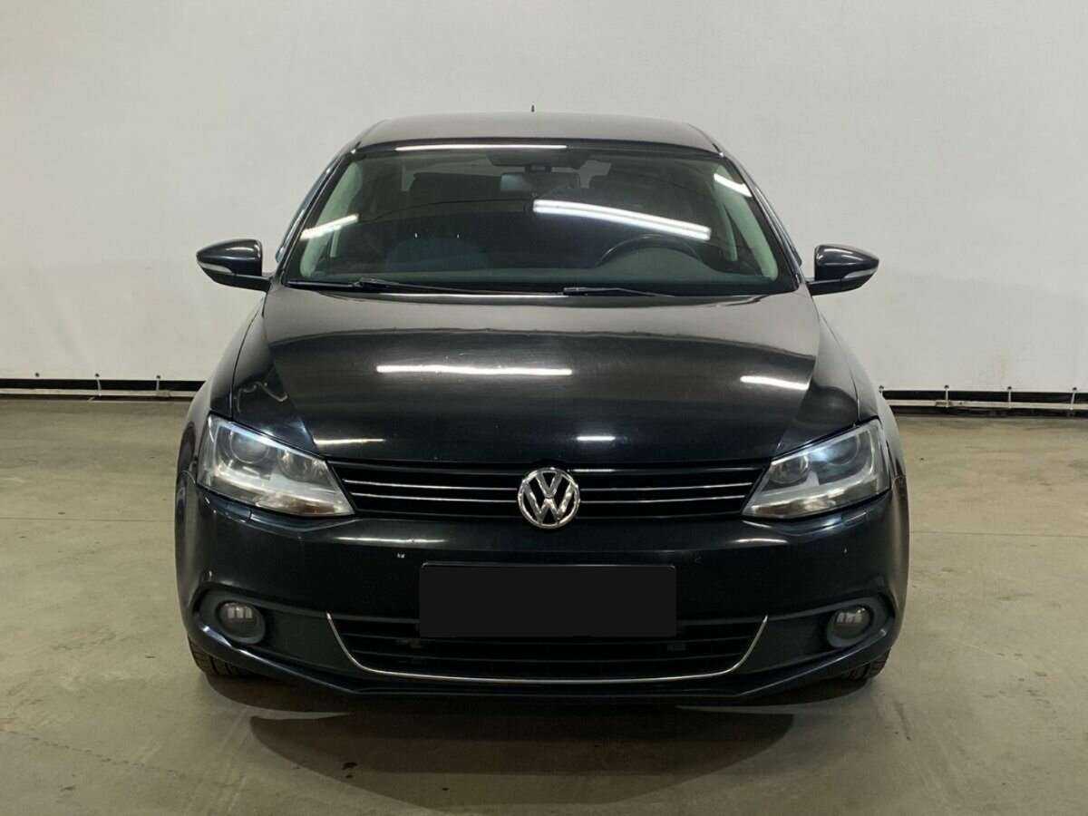Volkswagen Jetta б/у, 2013, Механическая. Фото: #1