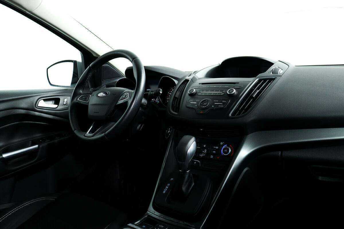 Ford Kuga б/у, 2017, Автоматическая. Фото: #8
