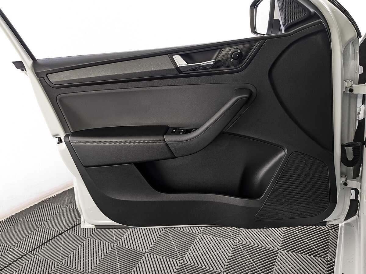 Skoda Rapid б/у, 2020, Автоматическая. Фото: #18