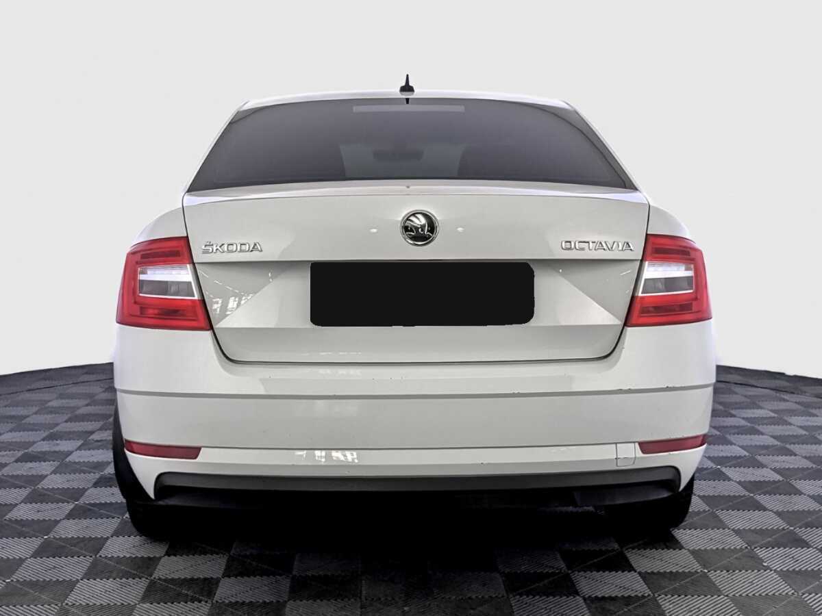 Skoda Octavia б/у, 2017, Механическая. Фото: #5