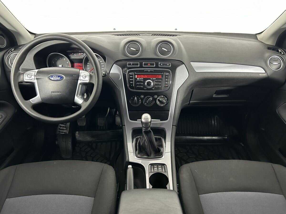 Ford Mondeo б/у, 2012, Механическая. Фото: #6