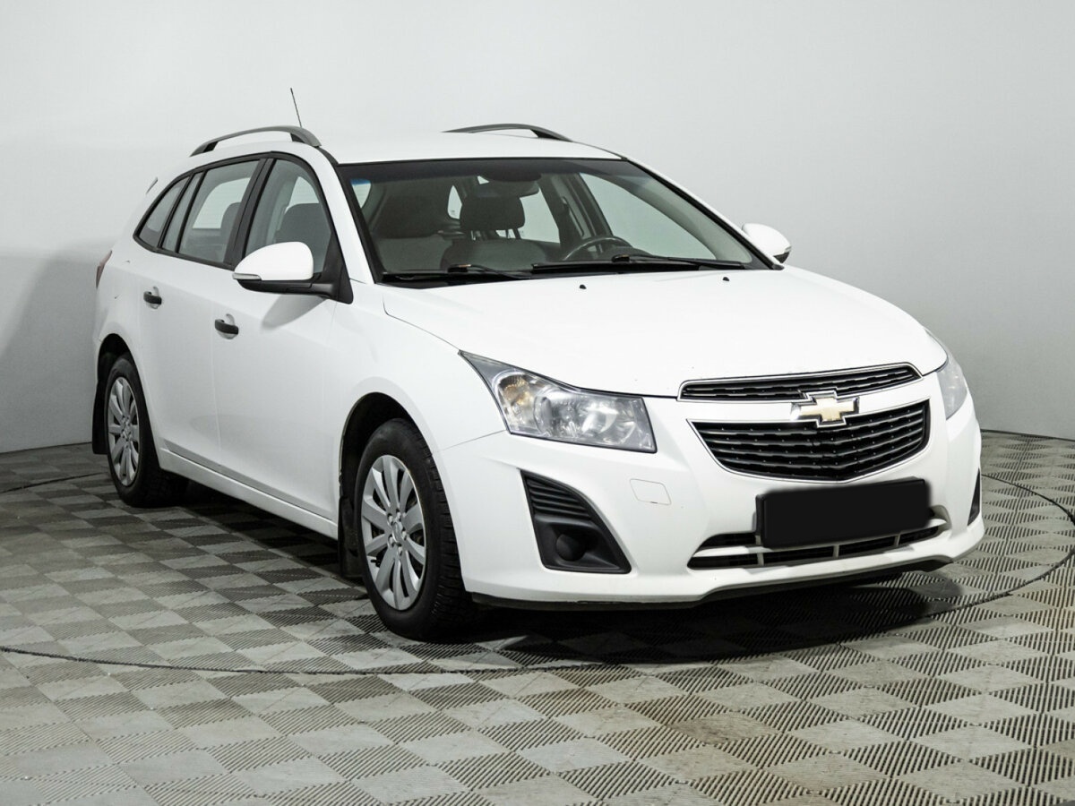 Chevrolet Cruze б/у, 2014, Механическая. Фото: #2
