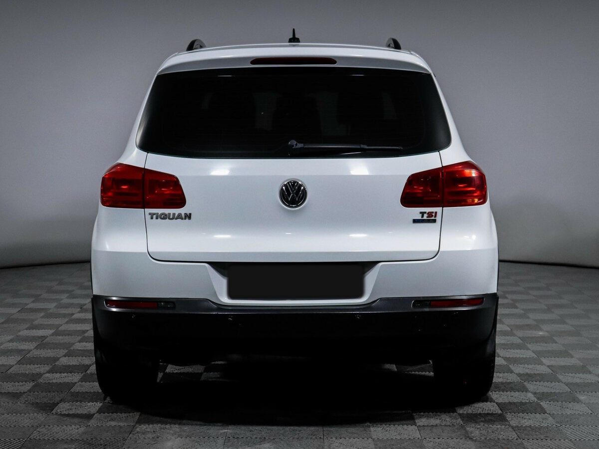 Volkswagen Tiguan б/у, 2013, Роботизированная. Фото: #4