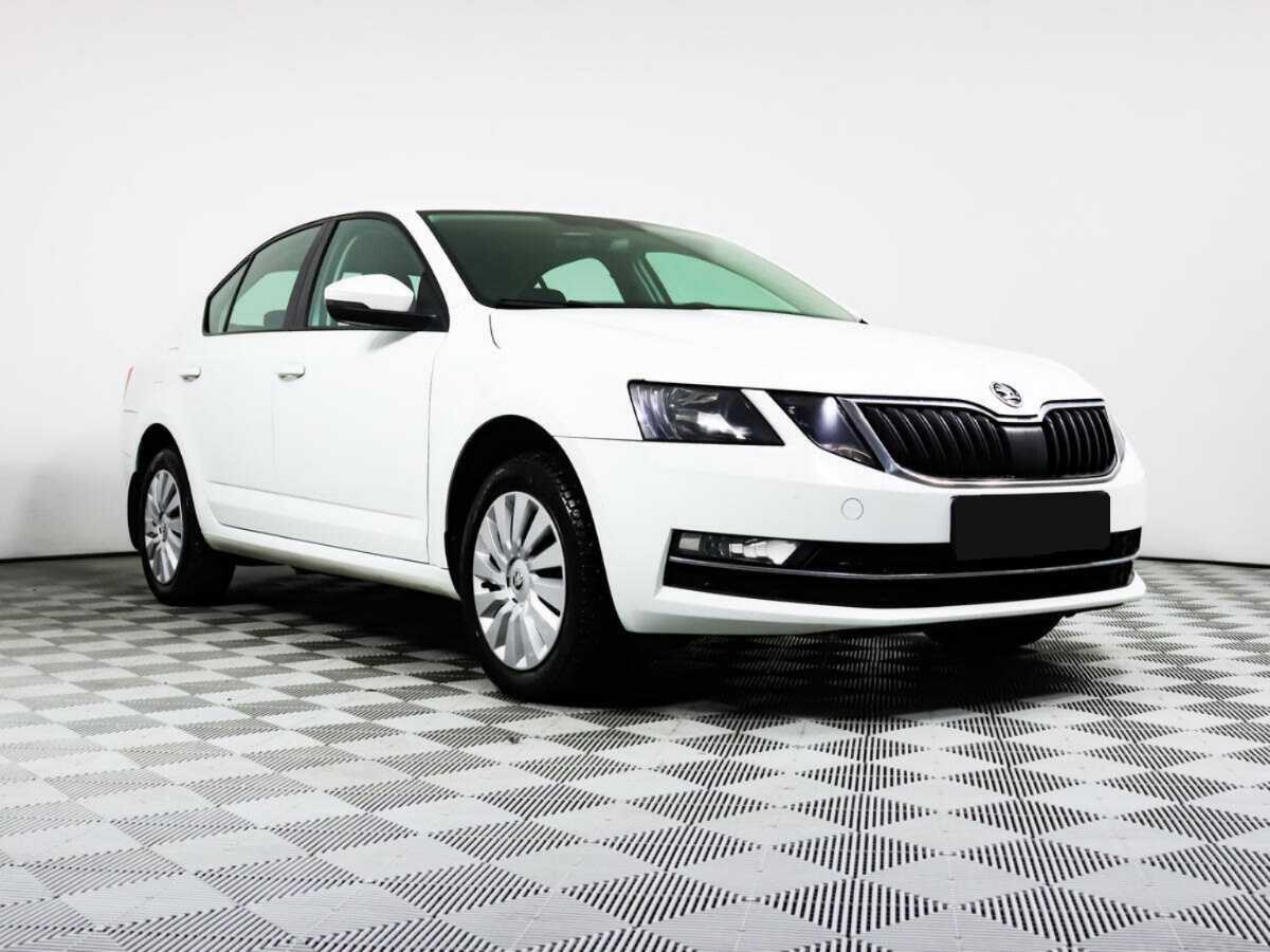 Skoda Octavia б/у, 2018, Автоматическая. Фото: #2
