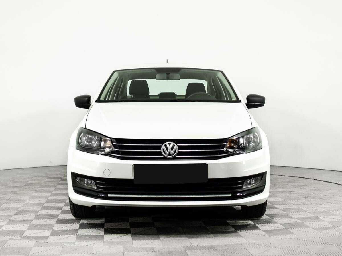 Volkswagen Polo б/у, 2015, Механическая. Фото: #1
