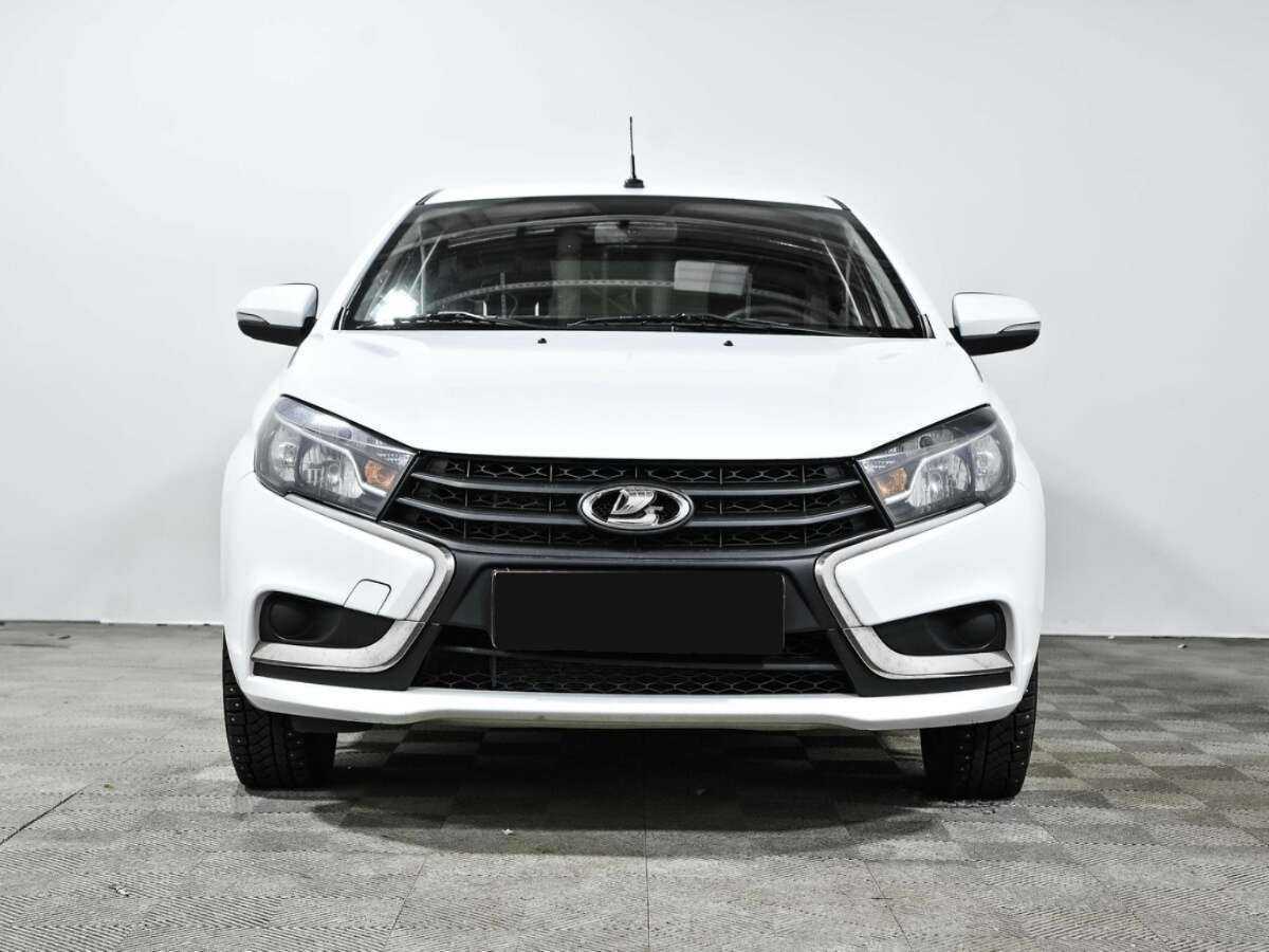 Lada (ВАЗ) Vesta б/у, 2019, Механическая. Фото: #1
