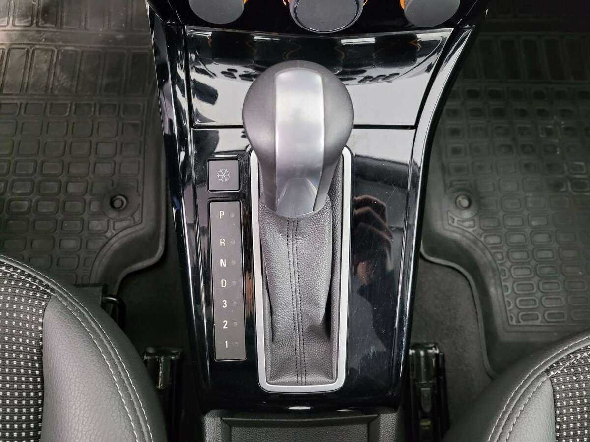 Opel Astra б/у, 2012, Автоматическая. Фото: #12