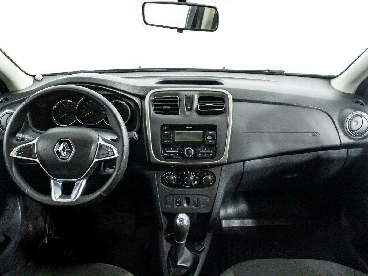 Renault Sandero б/у, 2018, Механическая. Фото: #12