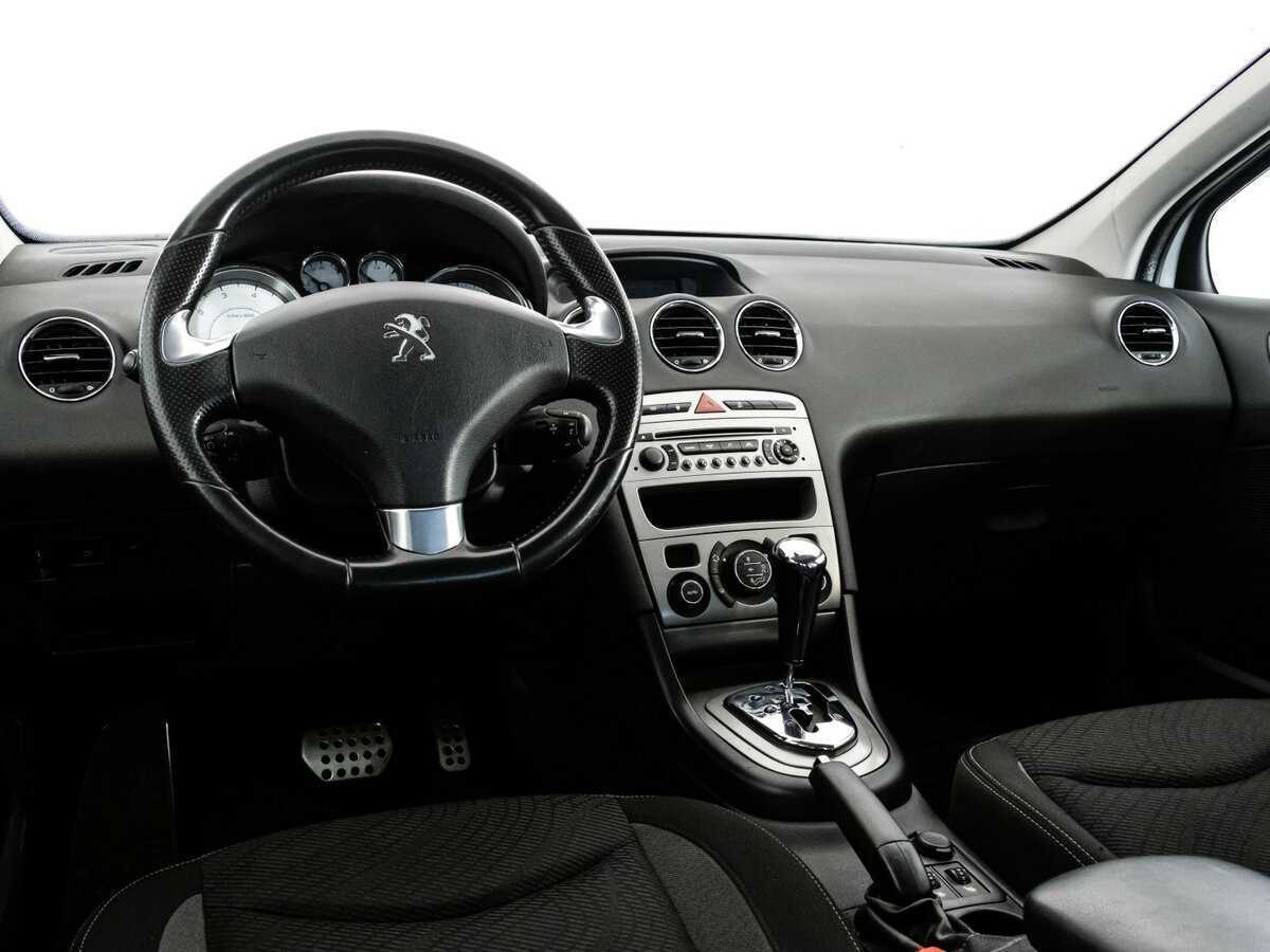 Peugeot 408 б/у, 2016, Автоматическая. Фото: #8