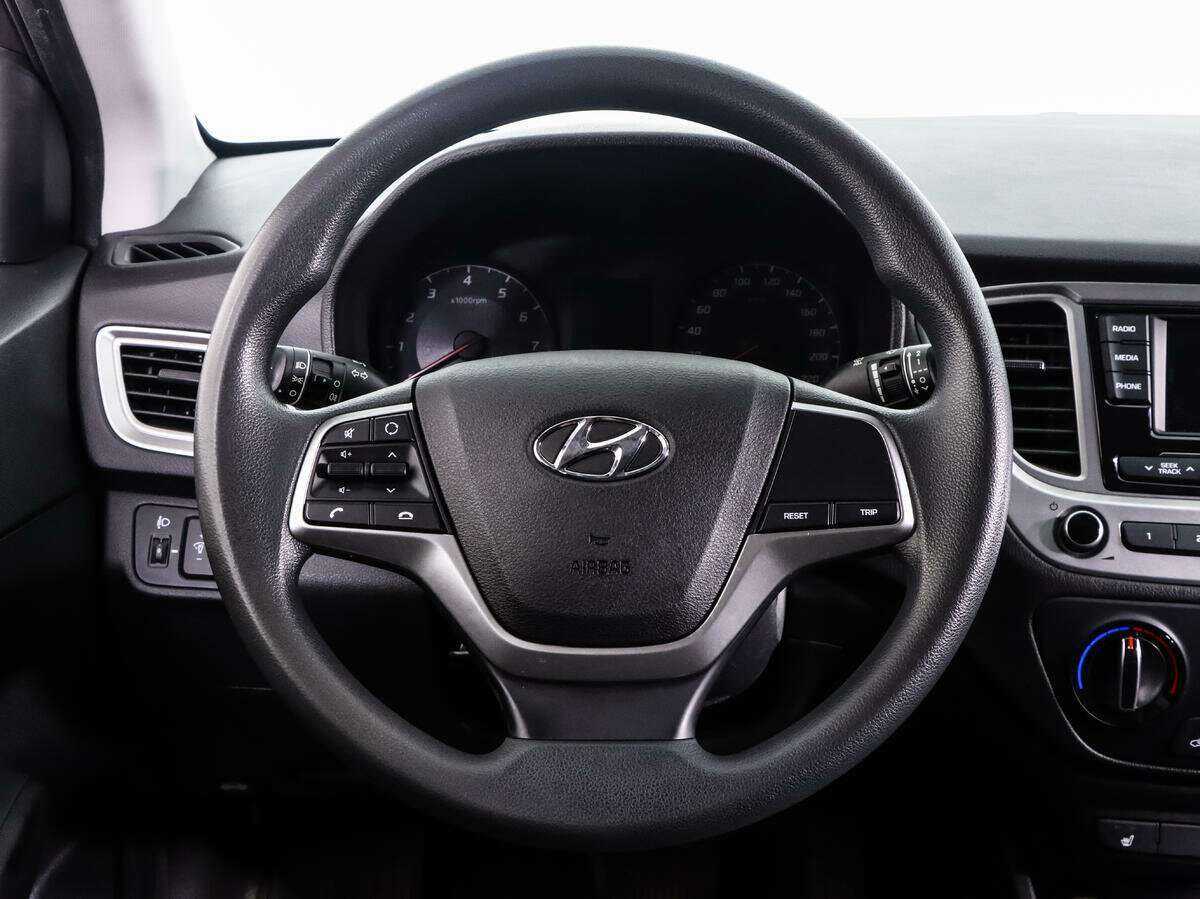 Hyundai Solaris б/у, 2020, Автоматическая. Фото: #11