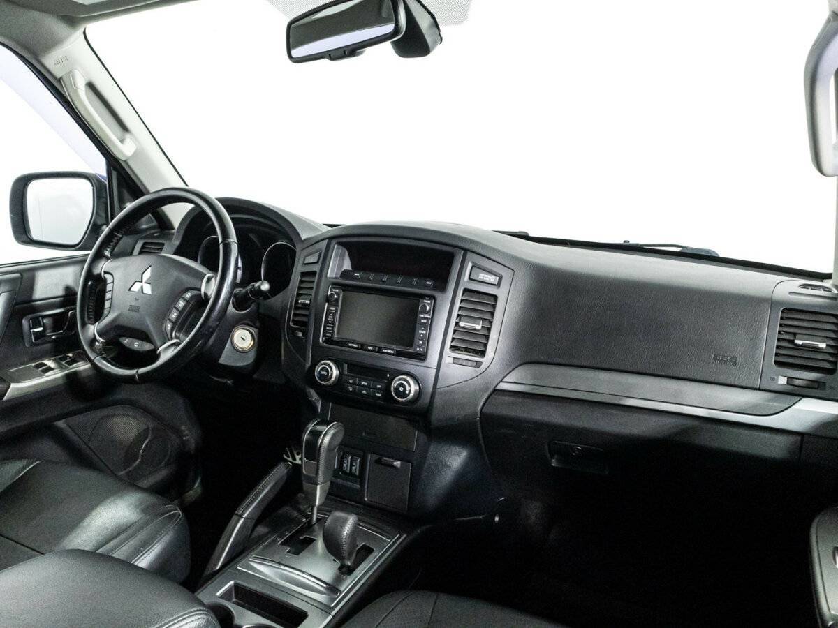 Mitsubishi Pajero б/у, 2012, Автоматическая. Фото: #8