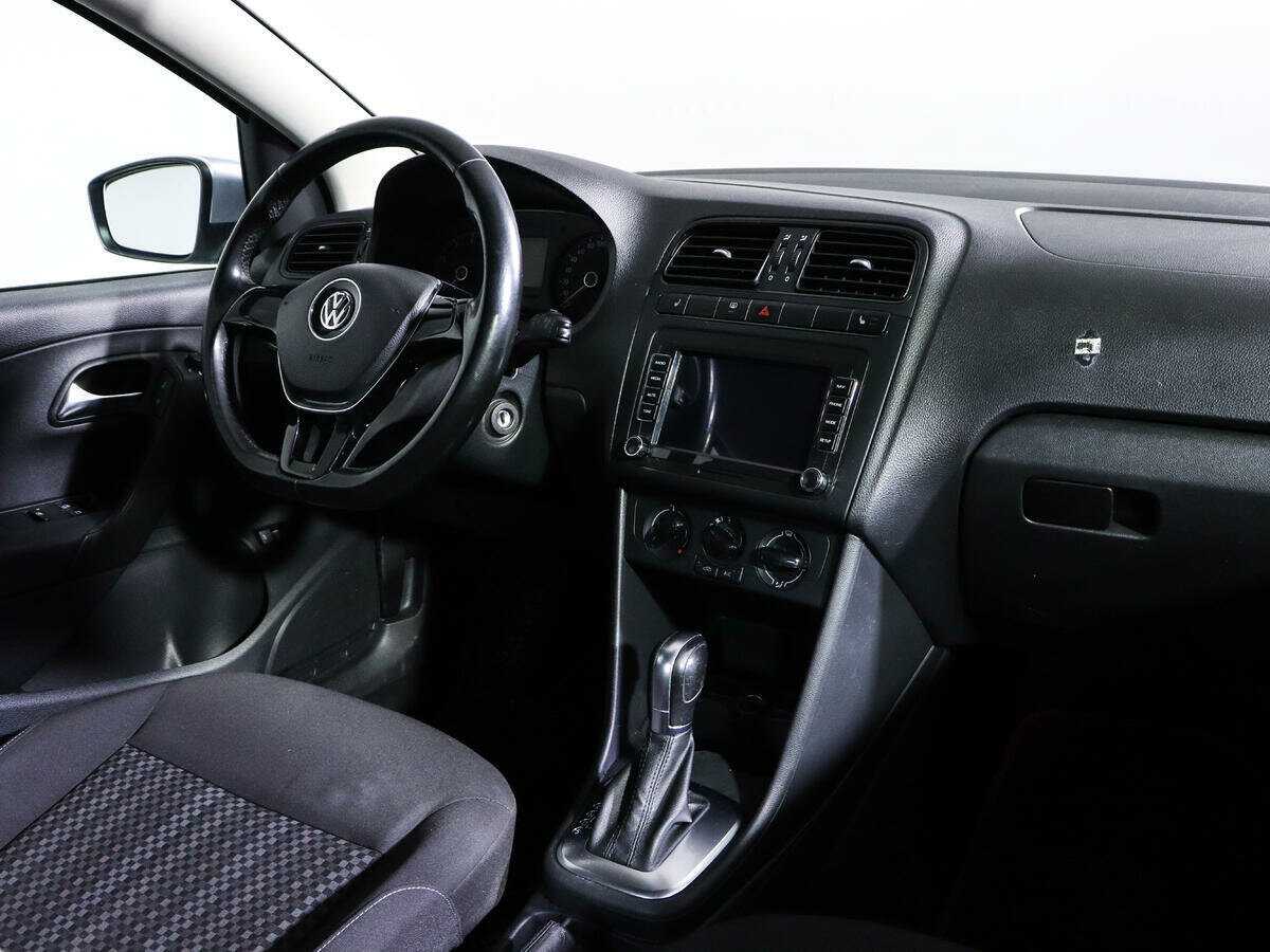 Volkswagen Polo б/у, 2016, Автоматическая. Фото: #7