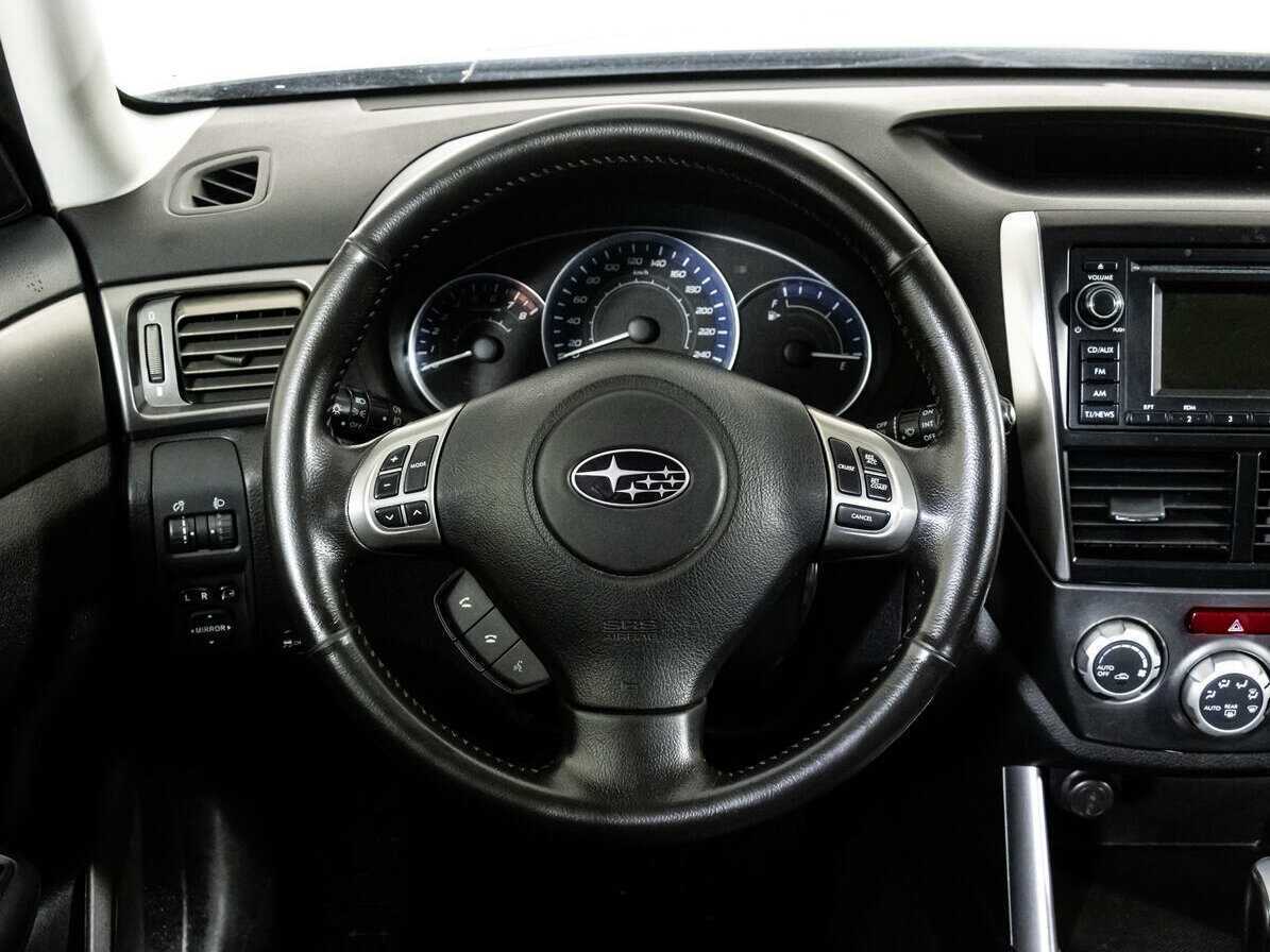Subaru Forester б/у, 2012, Автоматическая. Фото: #10