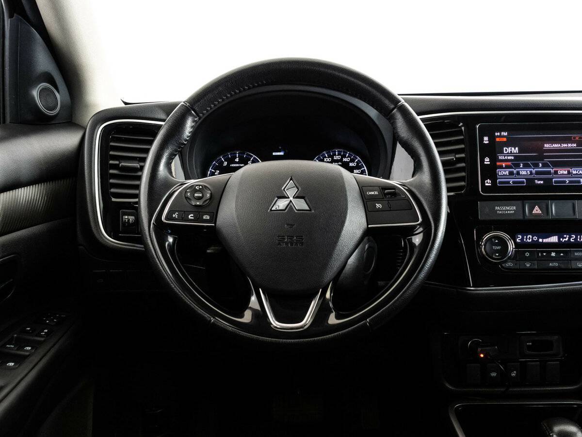 Mitsubishi Outlander б/у, 2018, Вариатор. Фото: #9