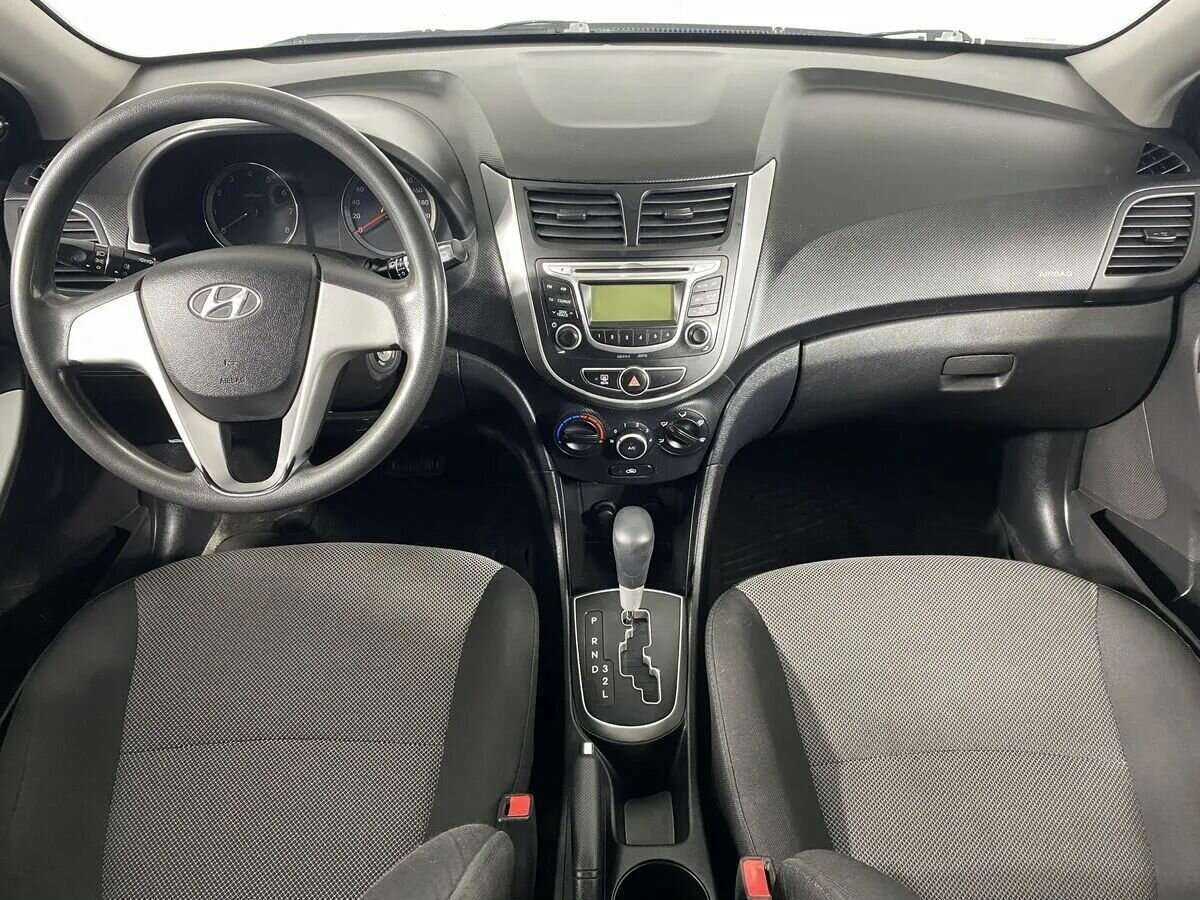 Hyundai Solaris б/у, 2014, Автоматическая. Фото: #9