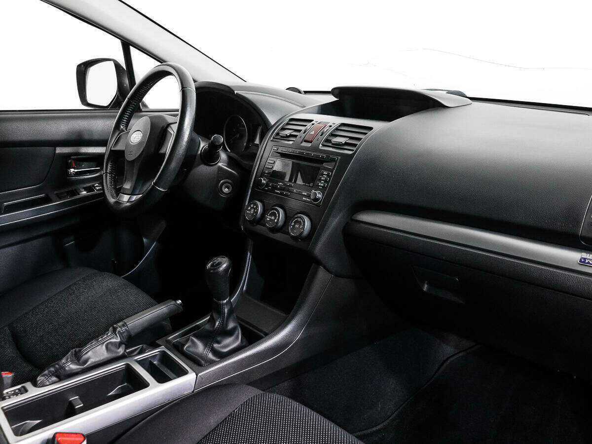 Subaru Impreza б/у, 2012, Механическая. Фото: #10